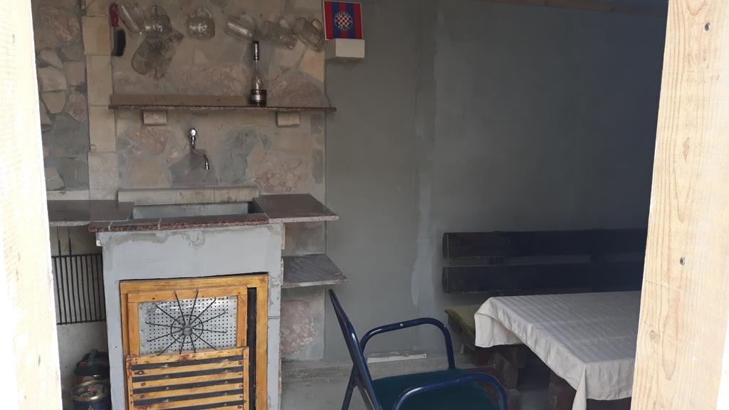 Apartment Nela Baska Voda Ngoại thất bức ảnh