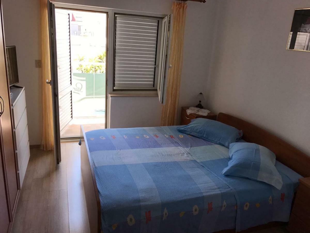 Apartment Nela Baska Voda Ngoại thất bức ảnh